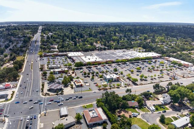 8882 Evening Star Ct, Orangevale, CA 95662