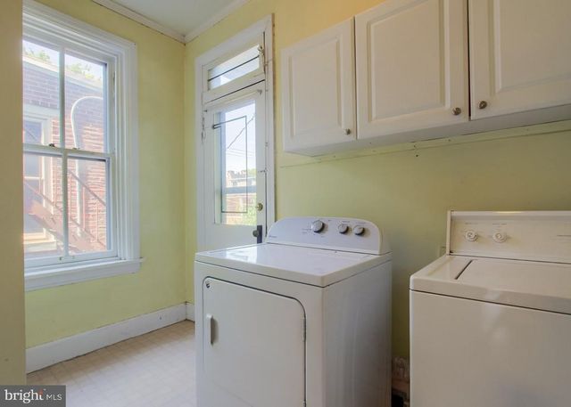 1709 PENN ST, Harrisburg, PA 17102