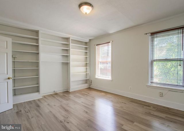 1709 PENN ST, Harrisburg, PA 17102