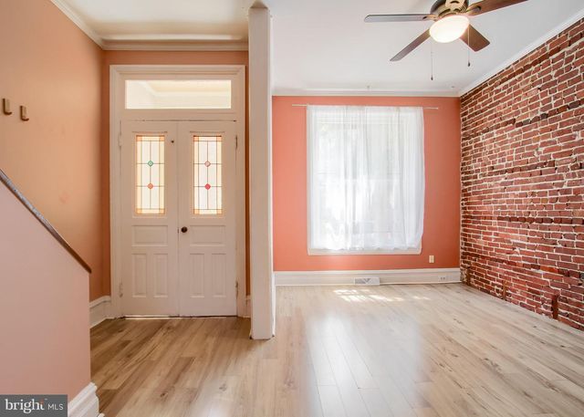 1709 PENN ST, Harrisburg, PA 17102