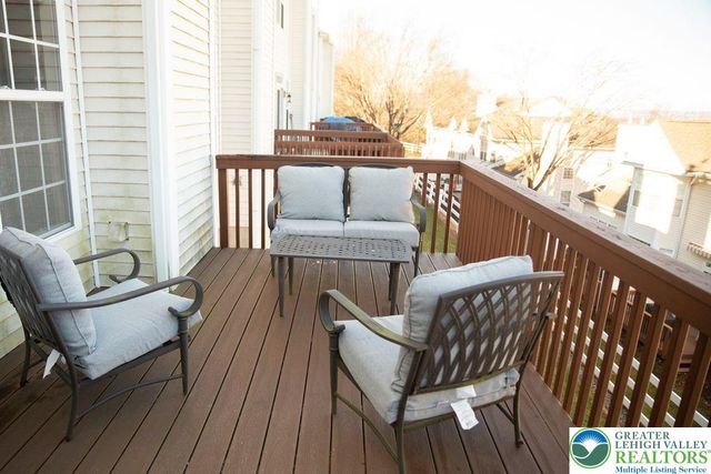 165 Muirfield Way, Williams Twp, PA 18042