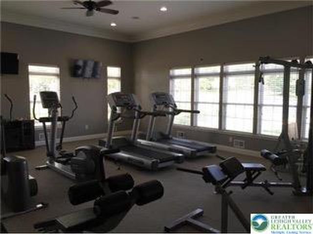 165 Muirfield Way, Williams Twp, PA 18042