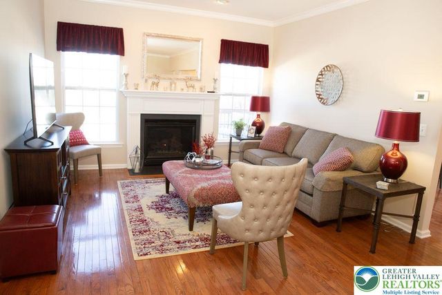 165 Muirfield Way, Williams Twp, PA 18042