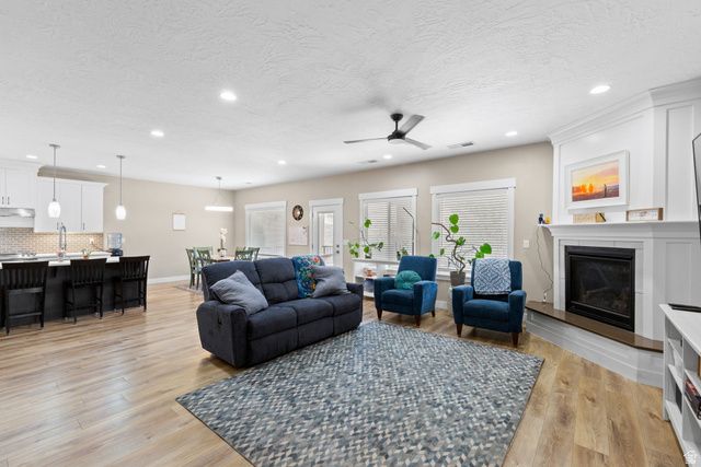 2282 S PINTURA DR, St. George, UT 84790