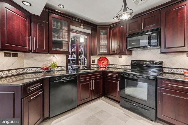 1504 MACINTOSH WAY, Hummelstown, PA 17036