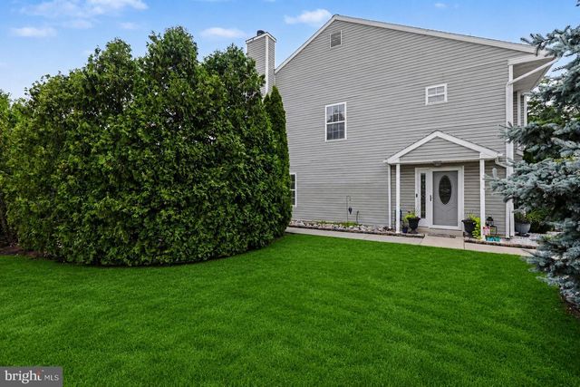 1504 MACINTOSH WAY, Hummelstown, PA 17036