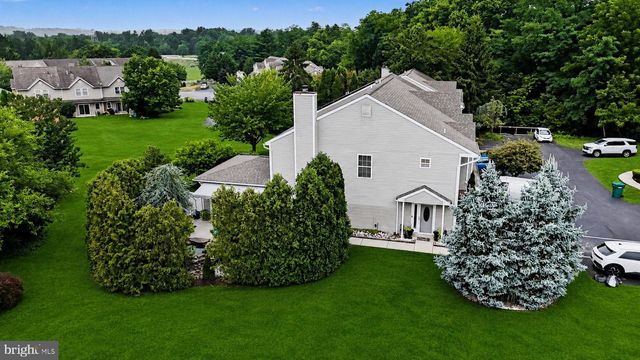 1504 MACINTOSH WAY, Hummelstown, PA 17036