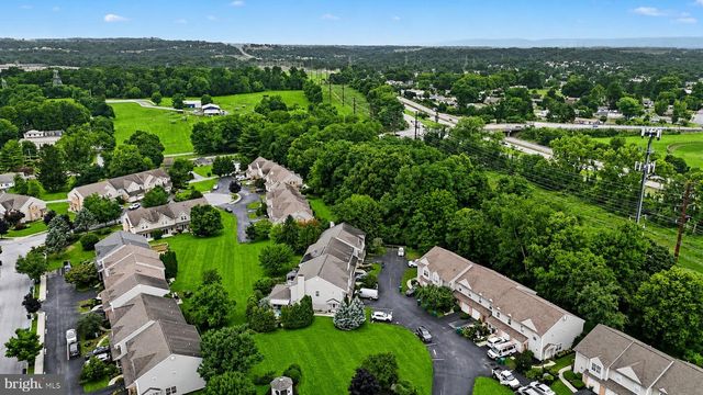 1504 MACINTOSH WAY, Hummelstown, PA 17036