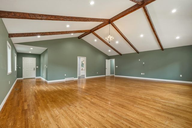 330 Woodville Drive, Huntington, WV 25701