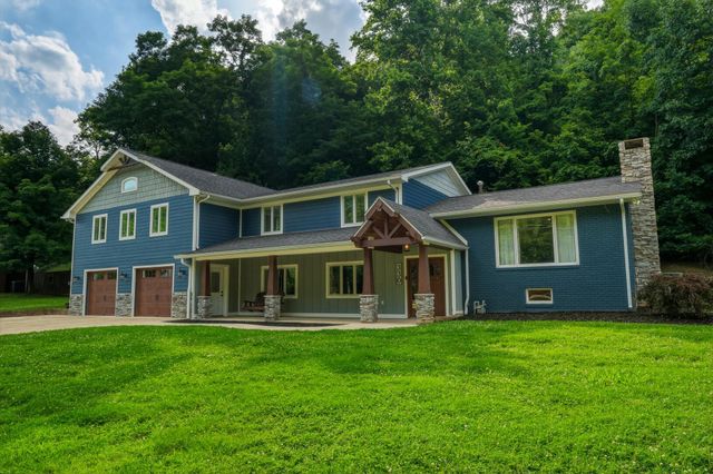 330 Woodville Drive, Huntington, WV 25701