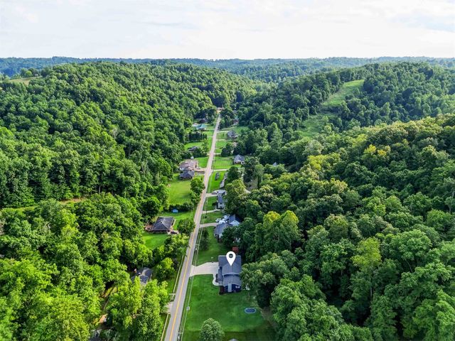 330 Woodville Drive, Huntington, WV 25701