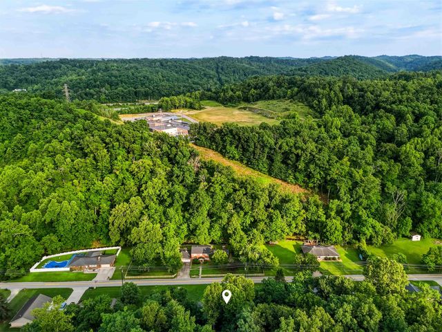 330 Woodville Drive, Huntington, WV 25701