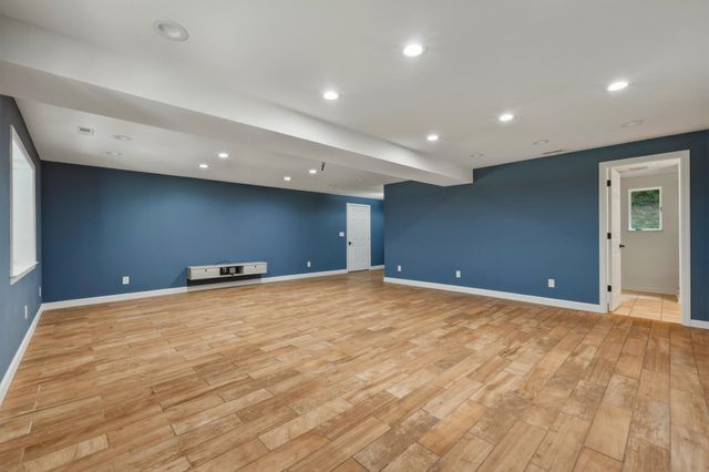 330 Woodville Drive, Huntington, WV 25701