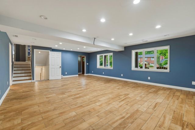 330 Woodville Drive, Huntington, WV 25701