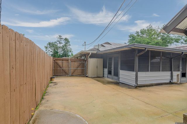 10192 Amelia Ln, Hammond, LA 70403