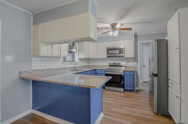 10192 Amelia Ln, Hammond, LA 70403