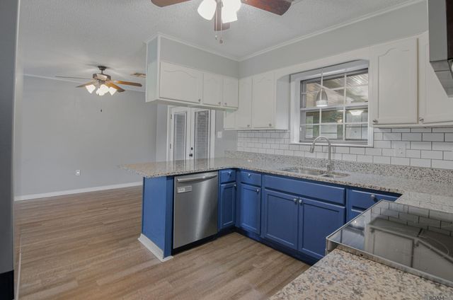 10192 Amelia Ln, Hammond, LA 70403