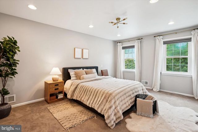 14713 DUNLEITH ST, North Potomac, MD 20878