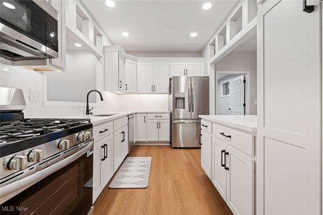 20930 Mastick Road, Fairview Park, OH 44126