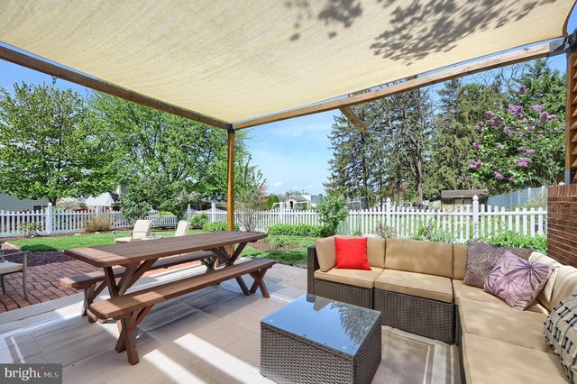 326 ALLEGHENY AVE, Hanover, PA 17331