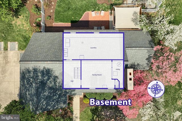 326 ALLEGHENY AVE, Hanover, PA 17331