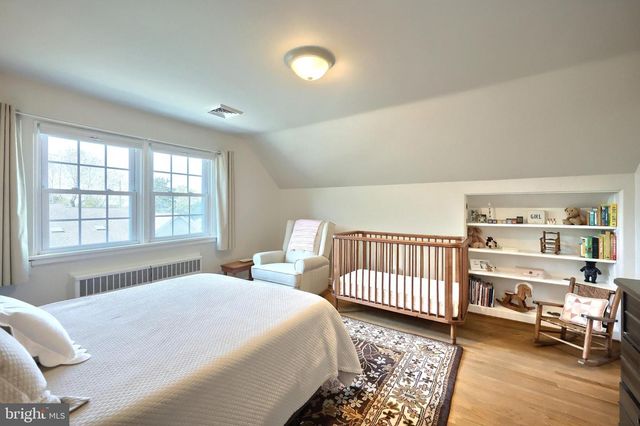 326 ALLEGHENY AVE, Hanover, PA 17331