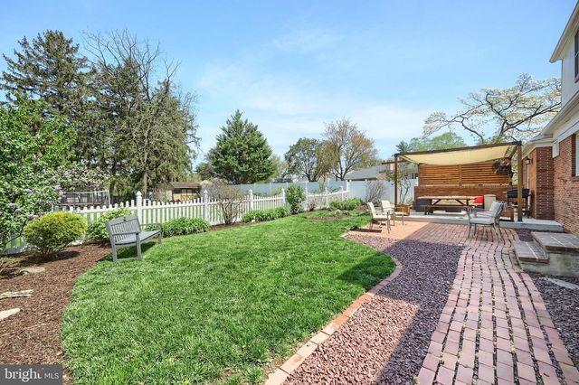 326 ALLEGHENY AVE, Hanover, PA 17331