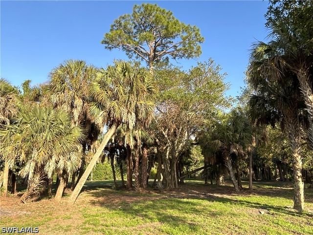 2250 North RD, Naples, FL 34104