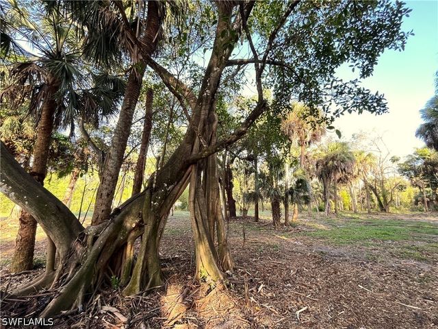2250 North RD, Naples, FL 34104
