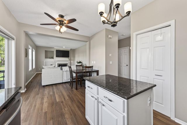 15105 Dupont Path, Apple Valley, MN 55124