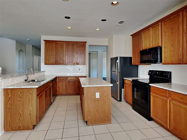 2707 Whisper Court, Mansfield, TX 76063