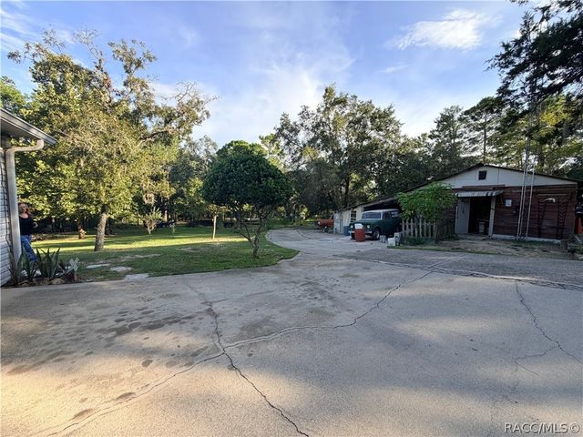1671 E Amberjack Drive, Hernando, FL 34442