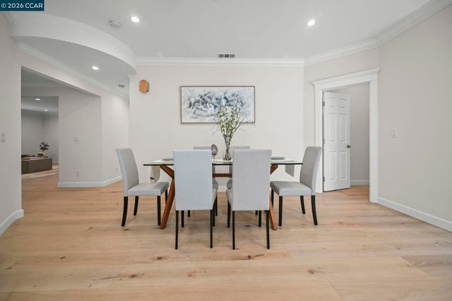 2527 Buena Vista Ave, Walnut Creek, CA 94597