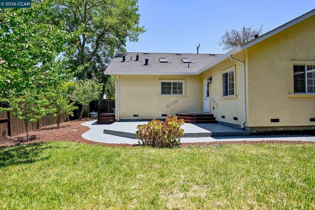 2527 Buena Vista Ave, Walnut Creek, CA 94597