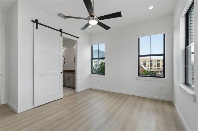 1218 E KAY STREET 8, Tampa, FL 33602