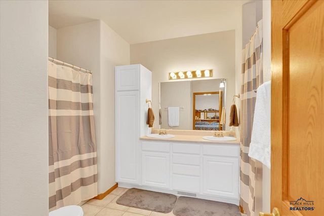 313 OAK RIDGE RD, Spearfish, SD 57783