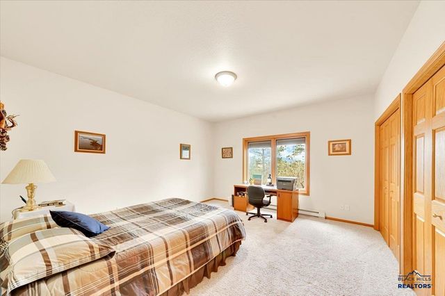 313 OAK RIDGE RD, Spearfish, SD 57783