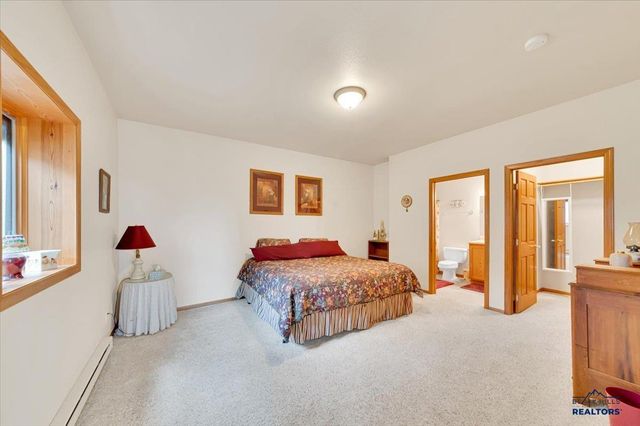 313 OAK RIDGE RD, Spearfish, SD 57783