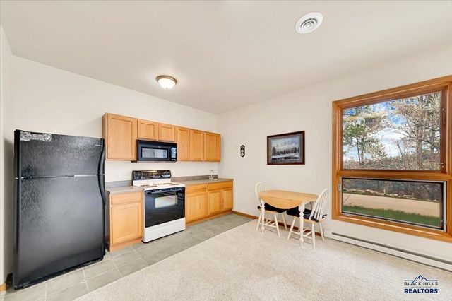 313 OAK RIDGE RD, Spearfish, SD 57783