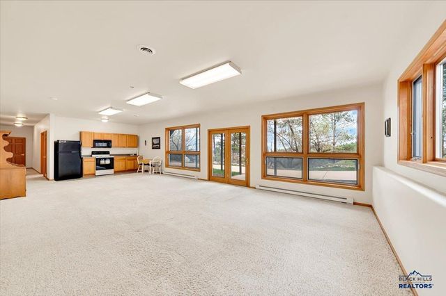 313 OAK RIDGE RD, Spearfish, SD 57783