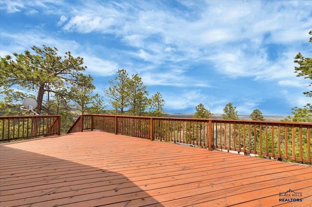 313 OAK RIDGE RD, Spearfish, SD 57783