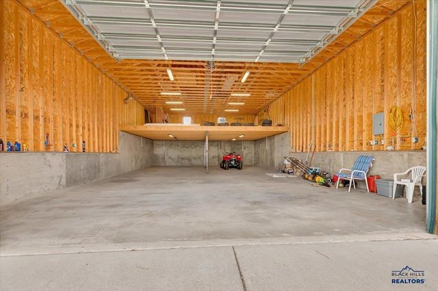 313 OAK RIDGE RD, Spearfish, SD 57783