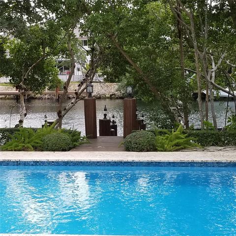 277 Marinero Court, Coral Gables, FL 33143