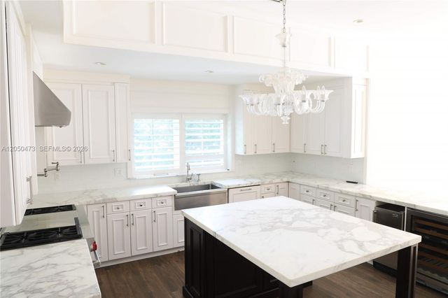 277 Marinero Court, Coral Gables, FL 33143