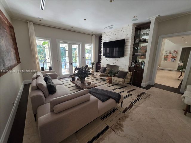 277 Marinero Court, Coral Gables, FL 33143