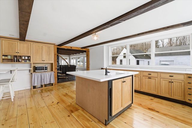 36 River Street, Greenville, NH 03048