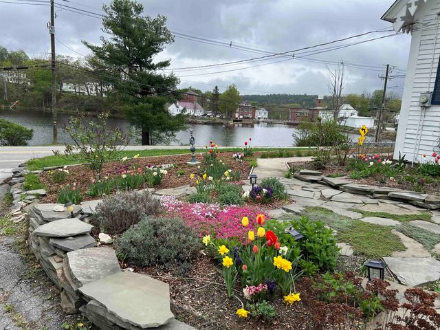 36 River Street, Greenville, NH 03048