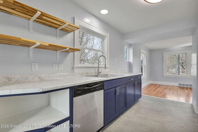 612 Lathrop Street, Lansing, MI 48912