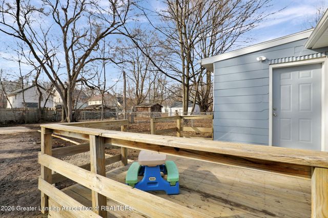 612 Lathrop Street, Lansing, MI 48912