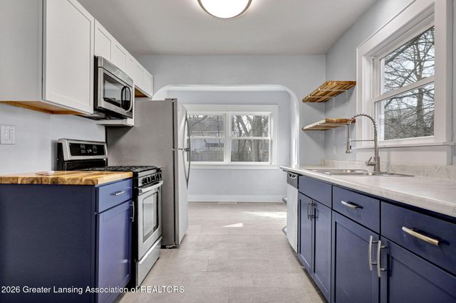 612 Lathrop Street, Lansing, MI 48912